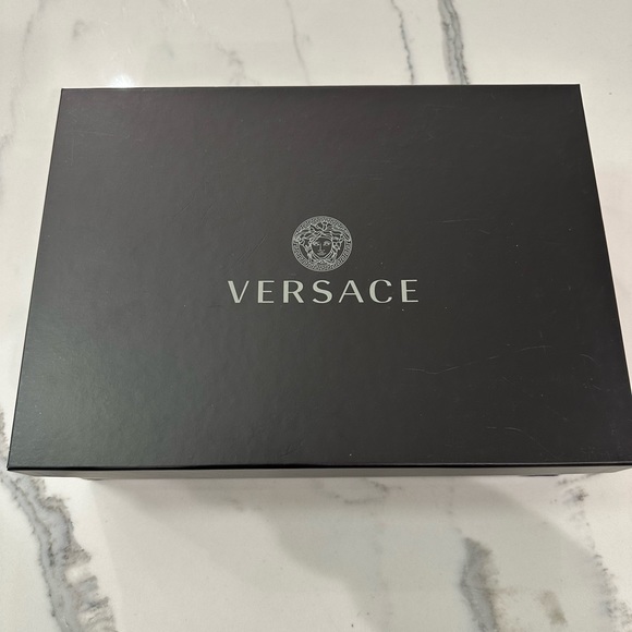 Versace Medusa Sandals - Picture 9 of 9
